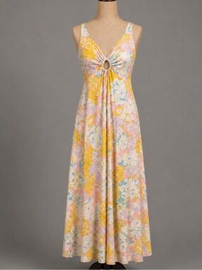 70s vintage pastel maxi slip- very 70s print.  Open loop chest detail- S
